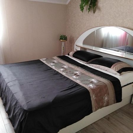 Apartament on Komarova Kropyvnytskyi Bagian luar foto