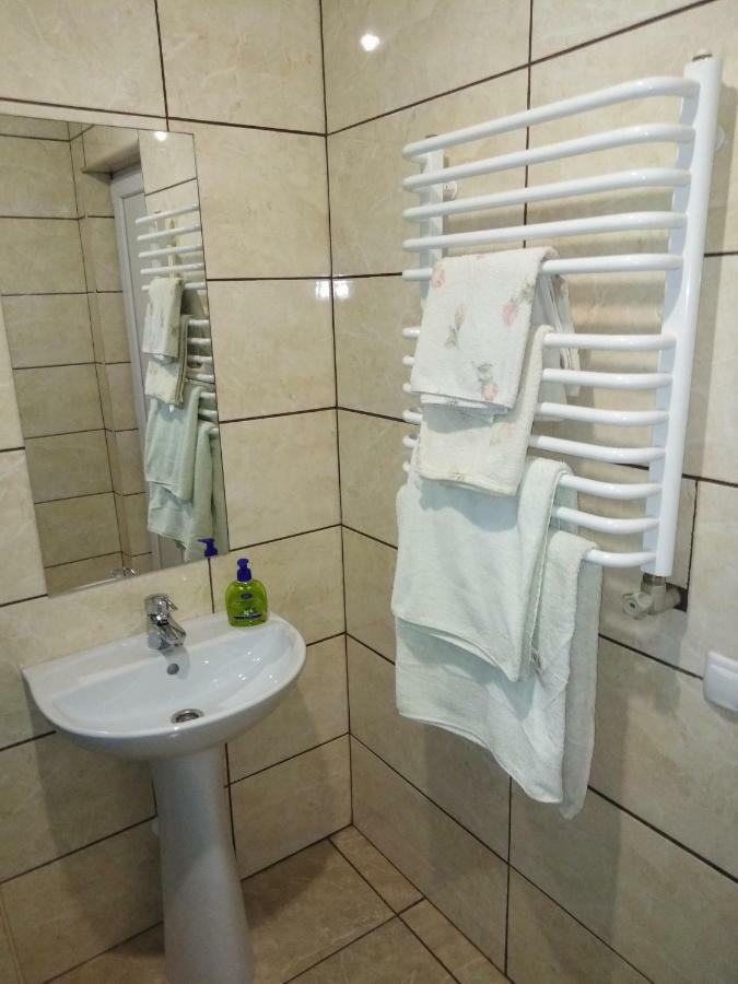 Apartament on Komarova Kropyvnytskyi Bagian luar foto